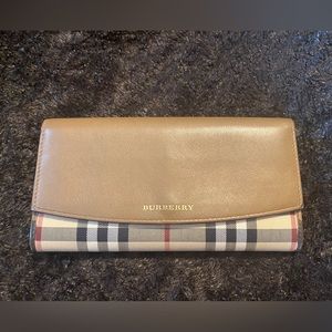 ✨Low start✨Authentic Burberry long wallet